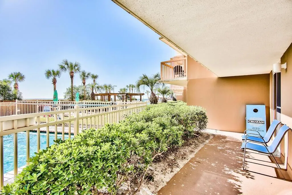Pelican Beach Resort-Walkout Unit-On The Beach Destin Apartment